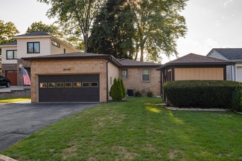 Photo of W180S6903 Muskego Dr, Muskego, WI 53150 (MLS # 1978483)