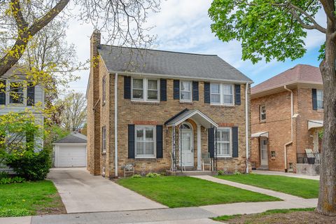 Photo of 2941 N 72 St, Milwaukee, WI 53210 (MLS # 1961144)