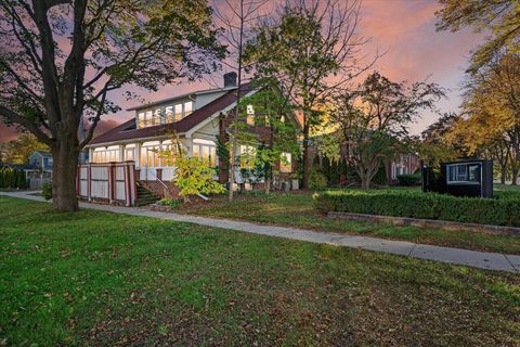 Photo of 2281 N Swan Blvd, Wauwatosa, WI 53226 (MLS # 1941768)