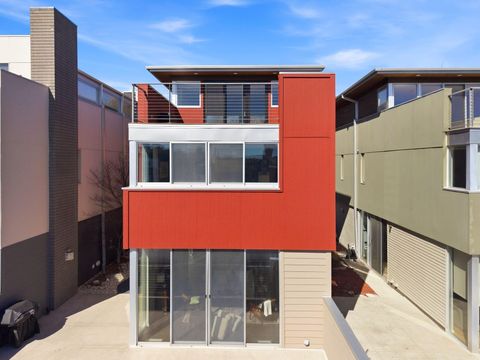 Photo of 851 E Reservoir Ave, Milwaukee, WI 53212 (MLS # 1950864)