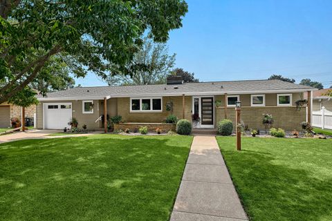 Photo of 2248 Sisson Dr, La Crosse, WI 54601 (MLS # 1953640)