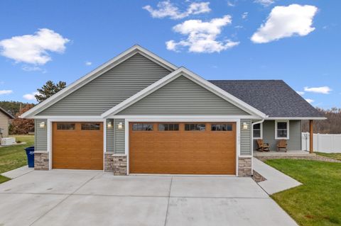 Photo of 1063 Bolden Ave, Sparta, WI 54656 (MLS # 1957221)