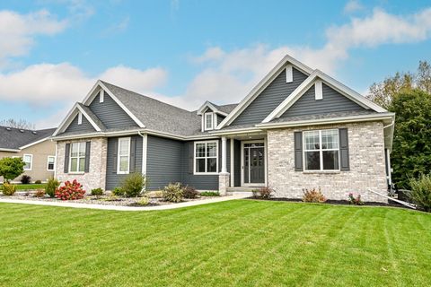 Photo of W212N6064 Legacy Trl, Menomonee Falls, WI 53051 (MLS # 1939820)