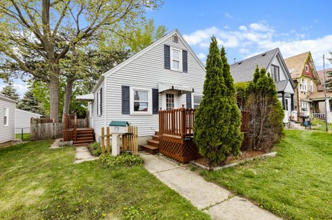 Photo of 3779 S Pennsylvania Ave, Saint Francis, WI 53235 (MLS # 1961776)