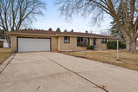 Photo of 4126 N 47th Pl, Sheboygan, WI 53083 (MLS # 1954136)
