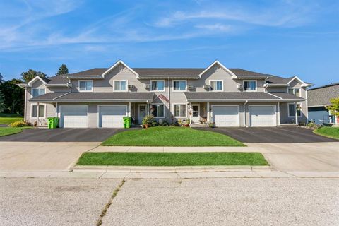 Photo of 34 Paine St, Kiel, WI 53042 (MLS # 1962509)