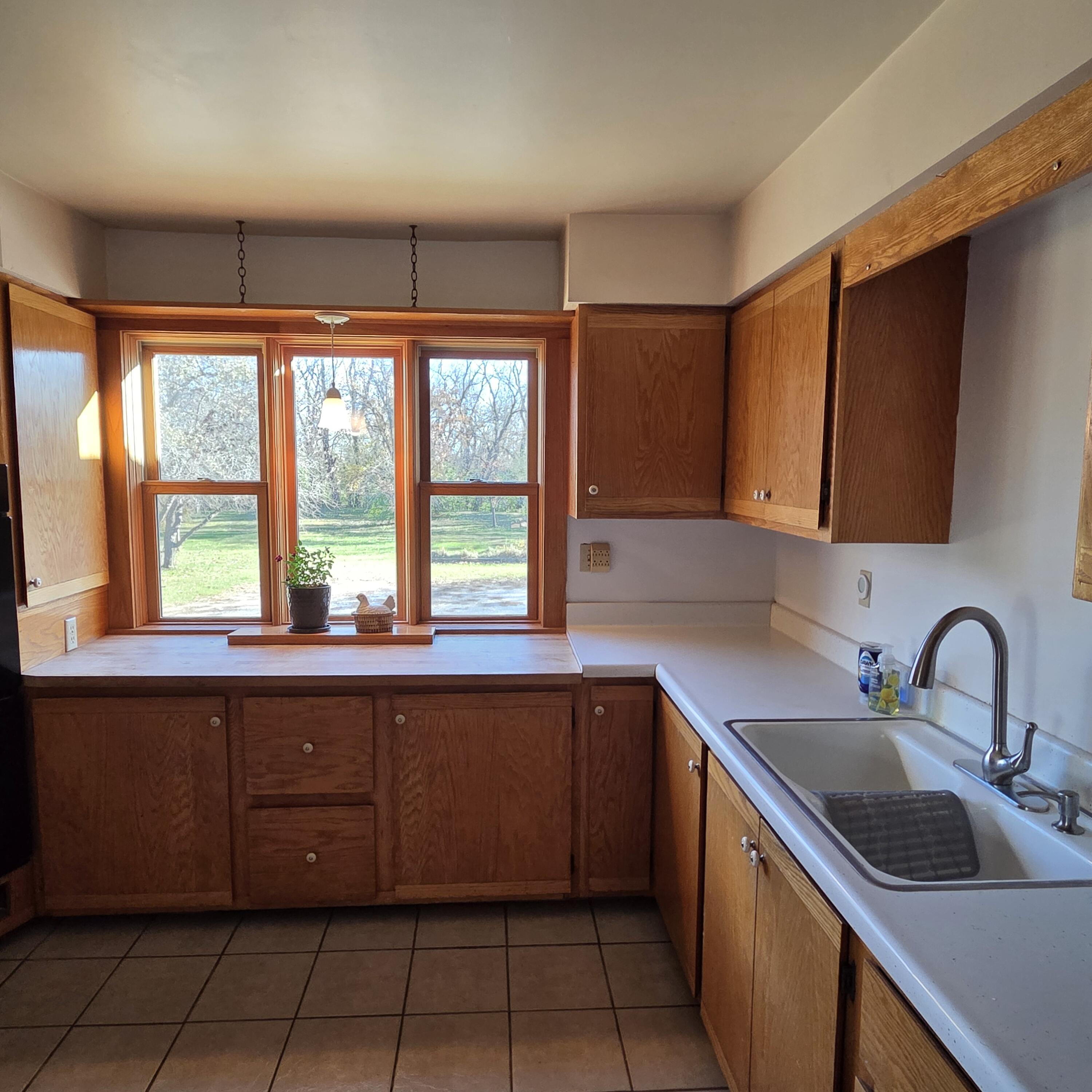 Lyons, Wisconsin 53105, United States, 4 Bedrooms Bedrooms, ,3 BathroomsBathrooms,Residential,Active,146115