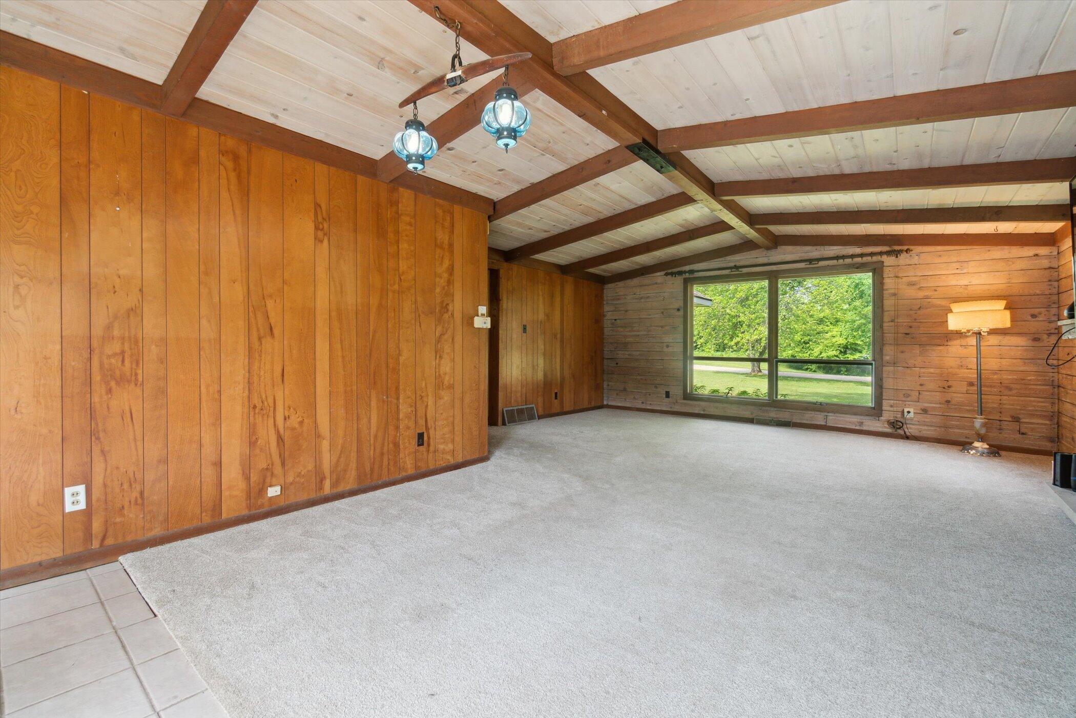 Lyons, Wisconsin 53105, United States, 4 Bedrooms Bedrooms, ,3 BathroomsBathrooms,Residential,Active,146115