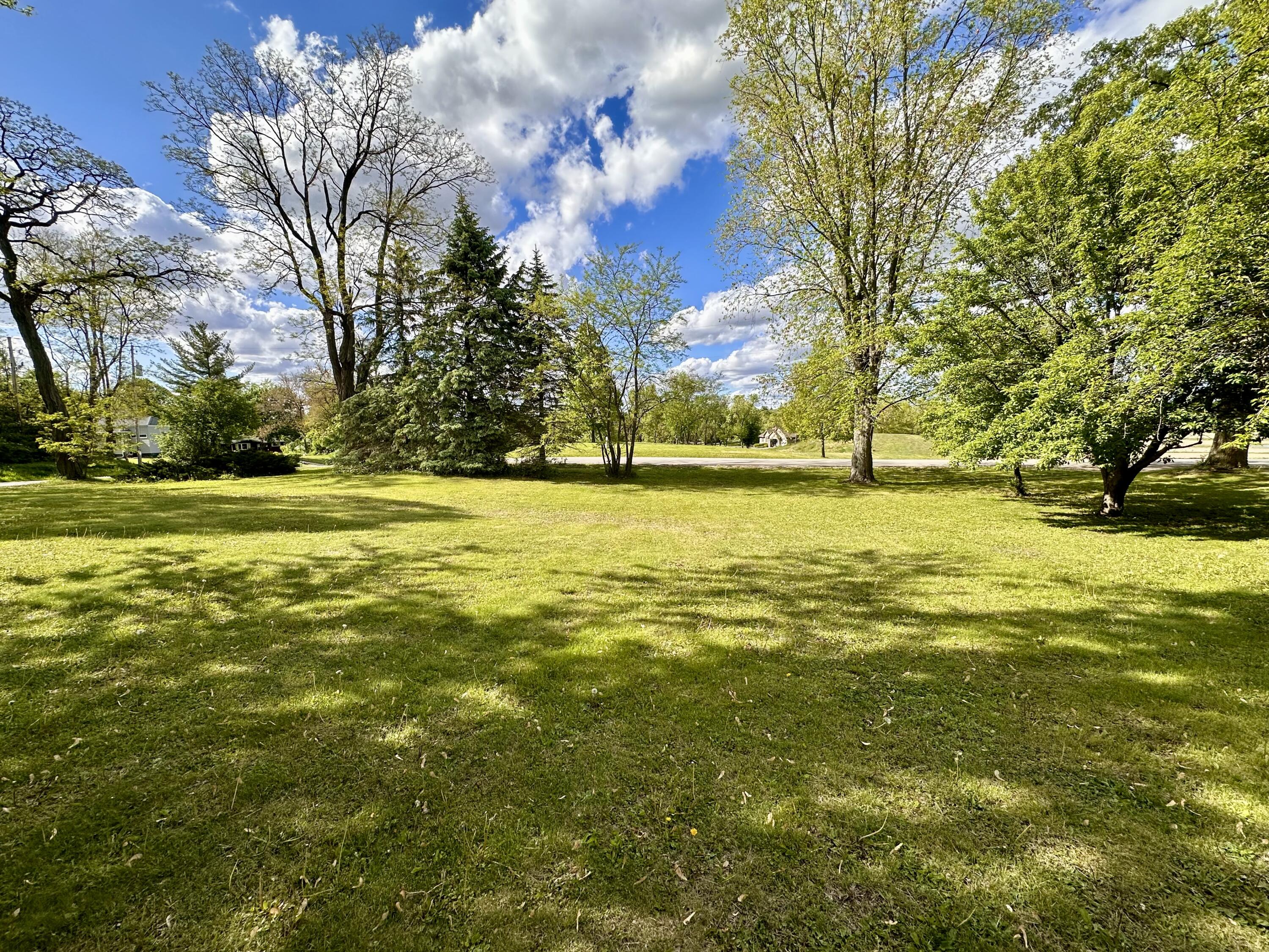 Lyons, Wisconsin 53105, United States, 4 Bedrooms Bedrooms, ,3 BathroomsBathrooms,Residential,Active,146115