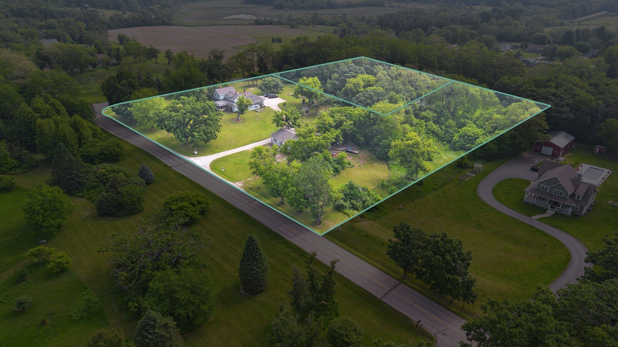 Lyons, Wisconsin 53105, United States, 4 Bedrooms Bedrooms, ,3 BathroomsBathrooms,Residential,Active,146115