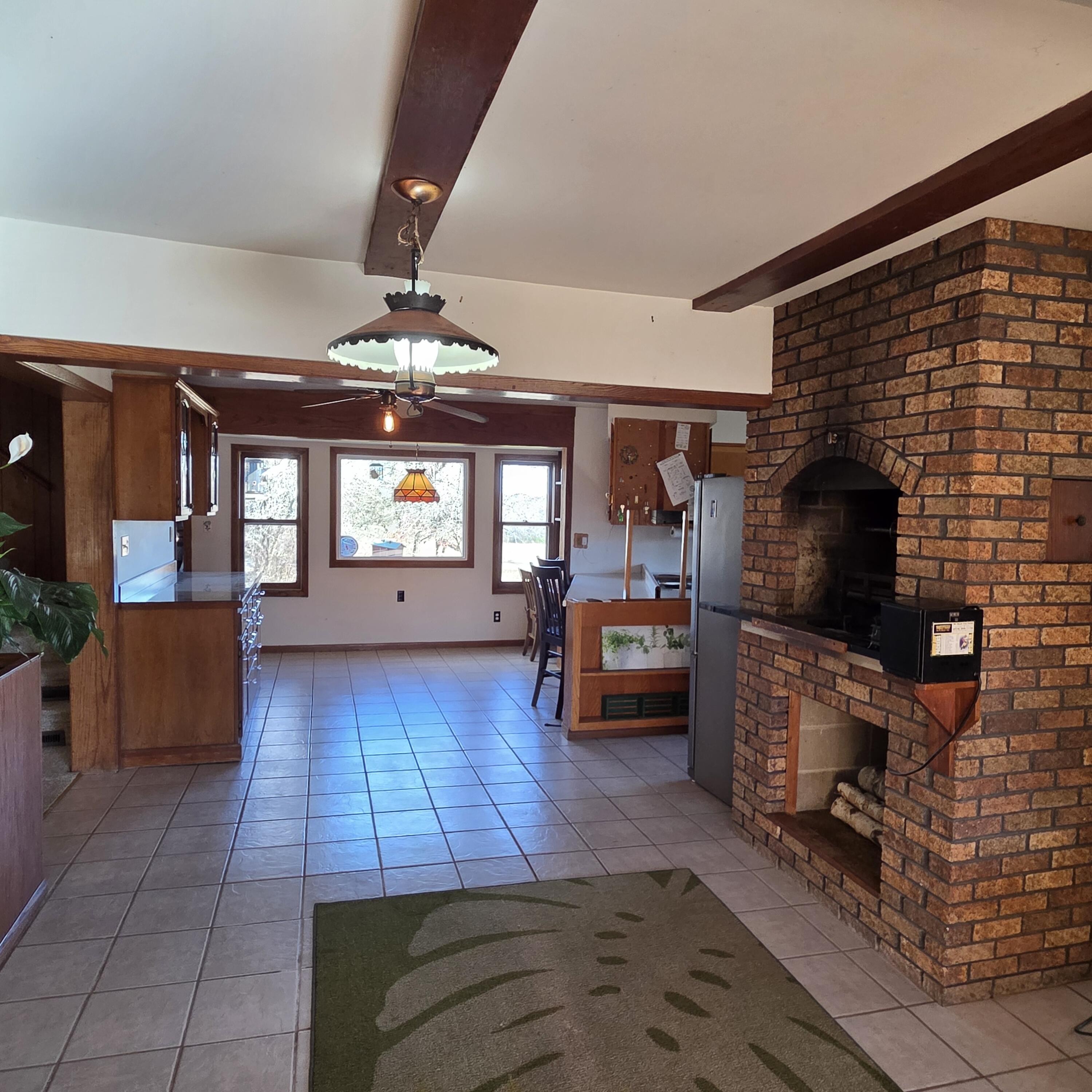 Lyons, Wisconsin 53105, United States, 4 Bedrooms Bedrooms, ,3 BathroomsBathrooms,Residential,Active,146115