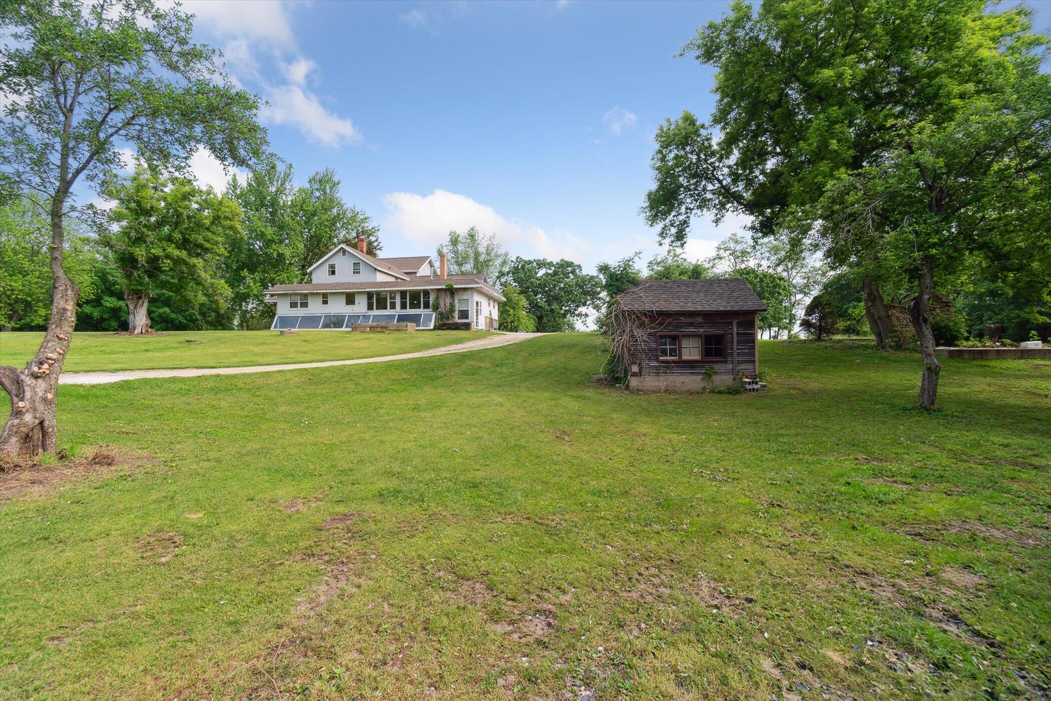 Lyons, Wisconsin 53105, United States, 4 Bedrooms Bedrooms, ,3 BathroomsBathrooms,Residential,Active,146115