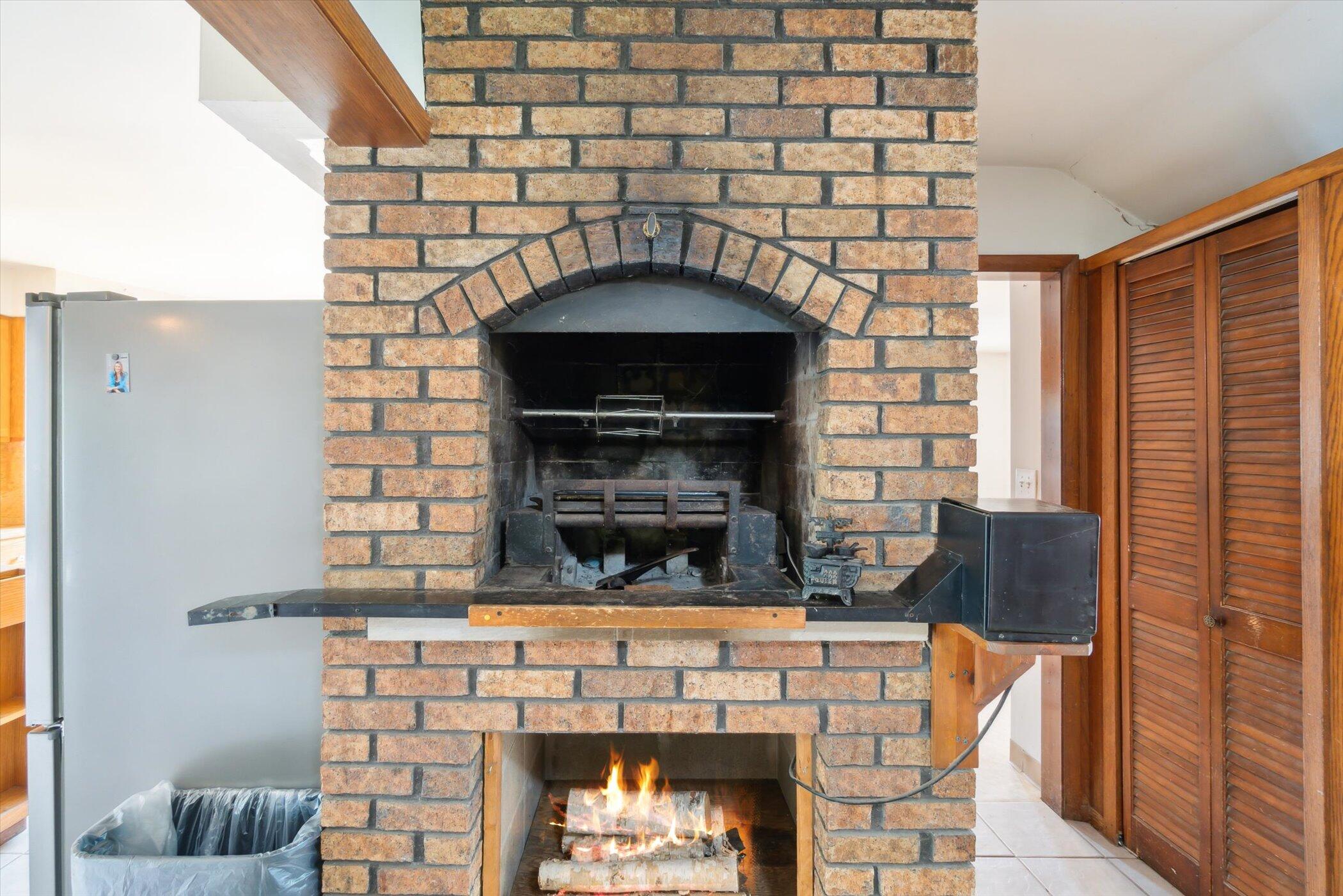 Lyons, Wisconsin 53105, United States, 4 Bedrooms Bedrooms, ,3 BathroomsBathrooms,Residential,Active,146115