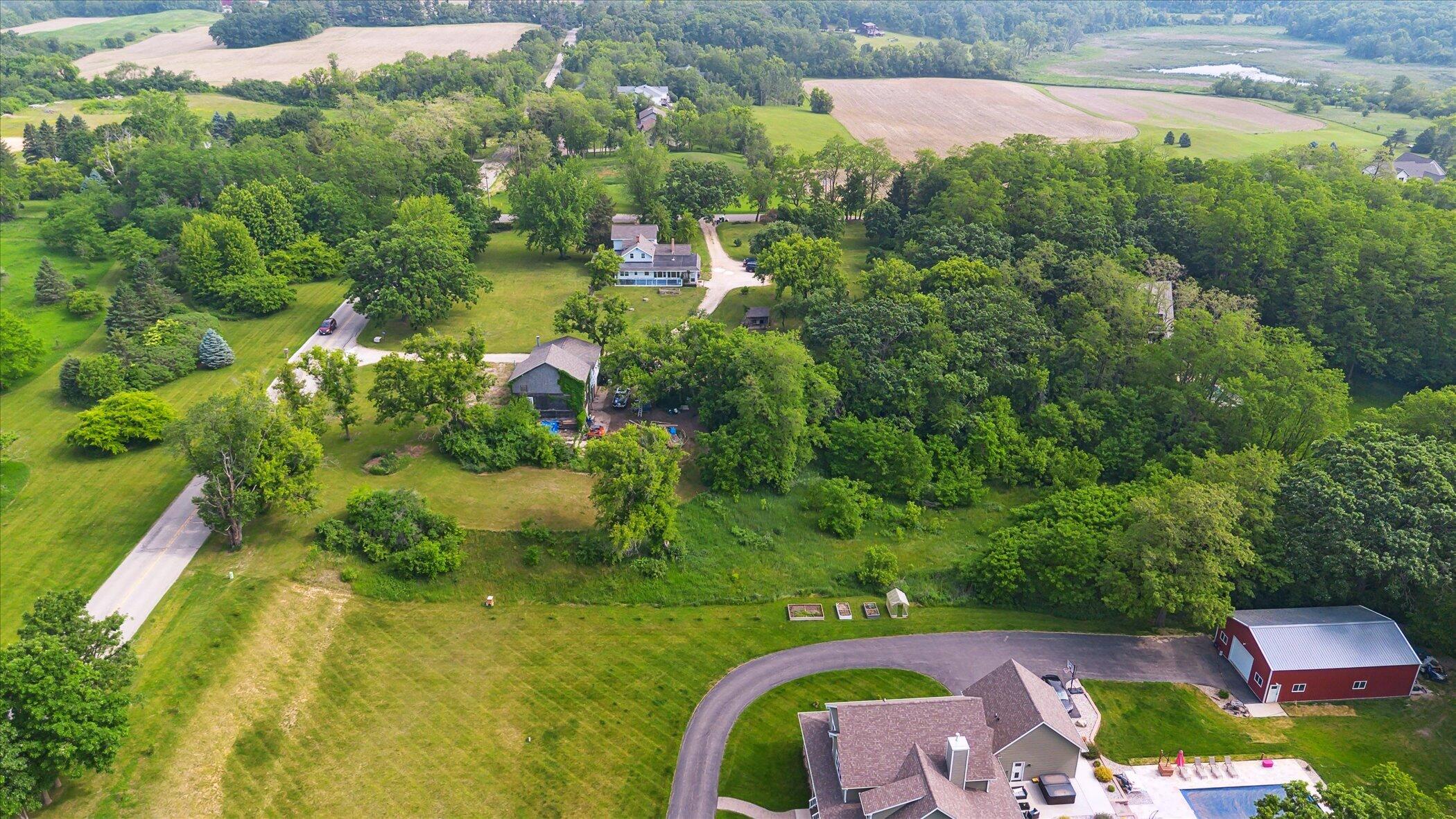 Lyons, Wisconsin 53105, United States, 4 Bedrooms Bedrooms, ,3 BathroomsBathrooms,Residential,Active,146115