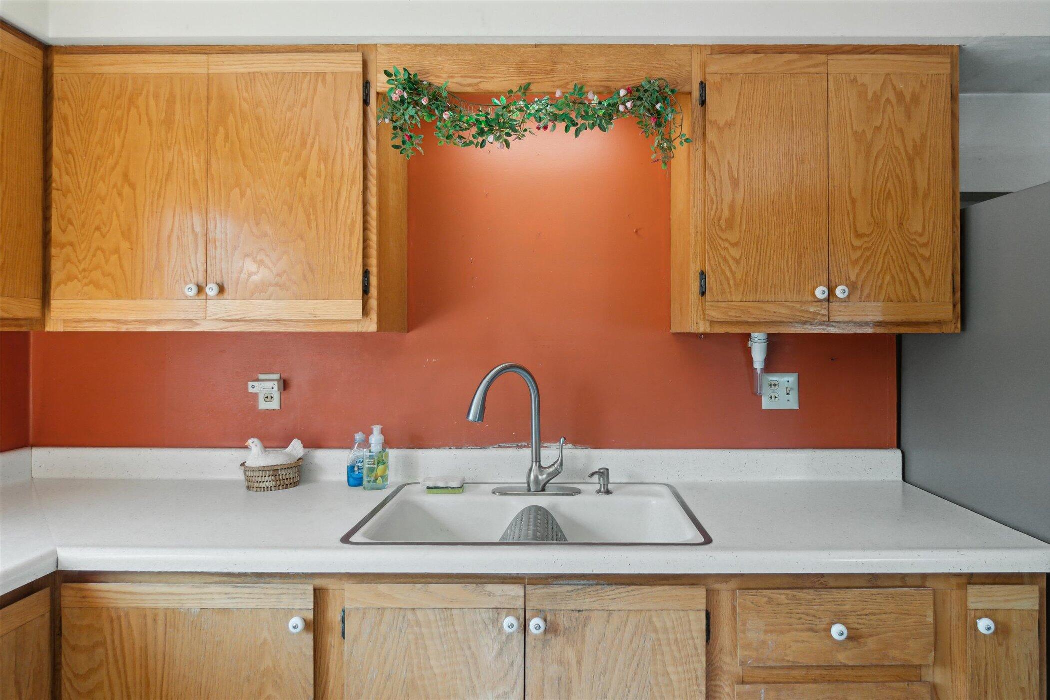 Lyons, Wisconsin 53105, United States, 4 Bedrooms Bedrooms, ,3 BathroomsBathrooms,Residential,Active,146115