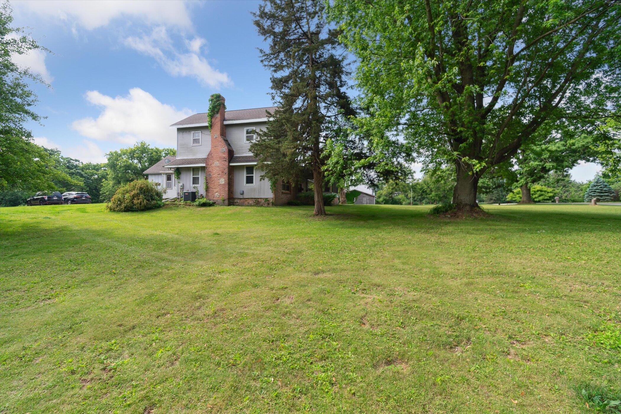 Lyons, Wisconsin 53105, United States, 4 Bedrooms Bedrooms, ,3 BathroomsBathrooms,Residential,Active,146115