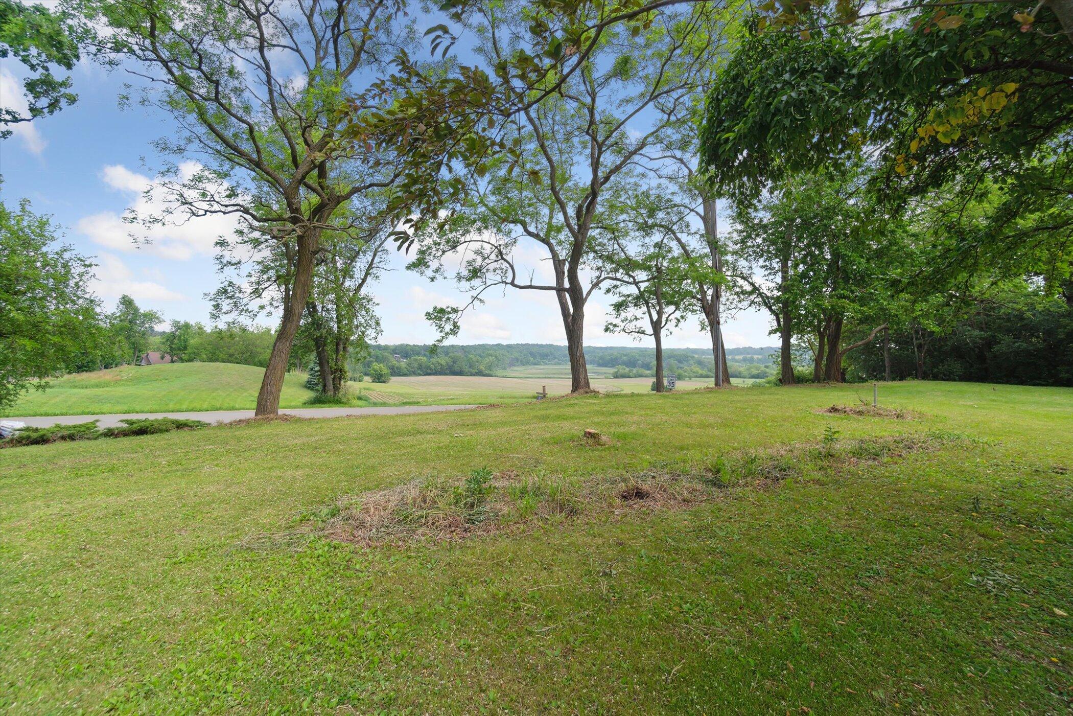 Lyons, Wisconsin 53105, United States, 4 Bedrooms Bedrooms, ,3 BathroomsBathrooms,Residential,Active,146115