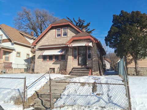 Photo of 3812 N 27th St, Milwaukee, WI 53216 (MLS # 1950060)