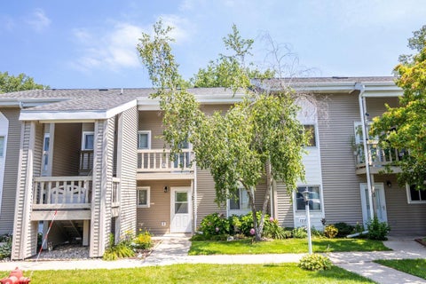 Photo of 717 E Lakeview 4 Rd, Hustisford, WI 53034 (MLS # 1971583)