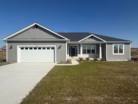 Photo of 344 Ridgeview Dr, Lake Mills, WI 53551 (MLS # 1939147)