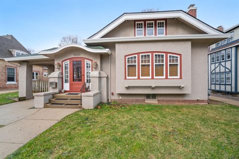 Photo of 3443 N Maryland Ave, Milwaukee, WI 53211 (MLS # 1957109)