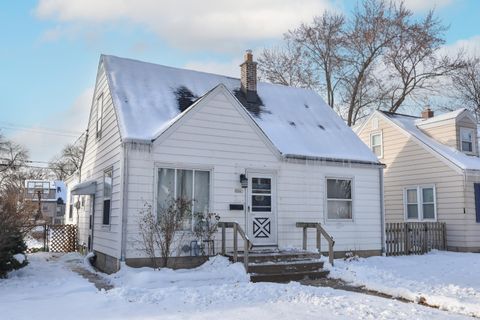 Photo of 3341 N 88th St, Milwaukee, WI 53222 (MLS # 1945062)