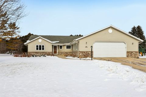 Photo of N73W15968 Alpine Ln, Menomonee Falls, WI 53051 (MLS # 1949564)