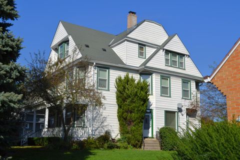 Photo of 2162 S 81st St, West Allis, WI 53219 (MLS # 1938044)