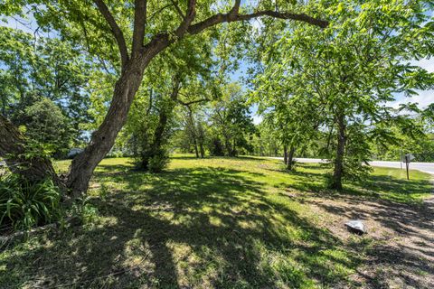 Photo of Lt 18-20 Antioch Rd, Salem Lakes, WI 53179 (MLS # 1965846)