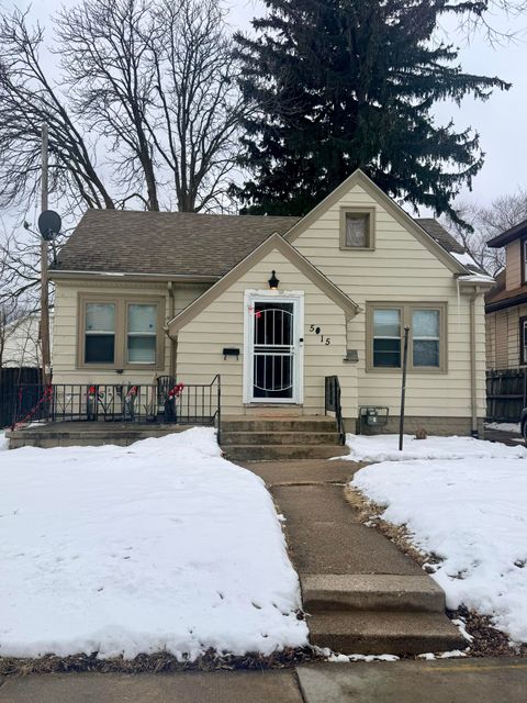 Photo of 5015 N 49th St, Milwaukee, WI 53218 (MLS # 1950026)