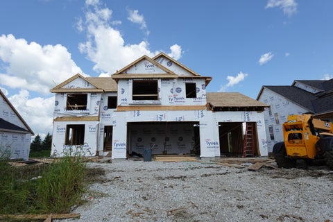 Photo of 1326 Lynn Cir, Oconomowoc, WI 53066 (MLS # 1979230)