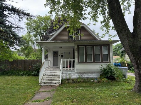 Photo of 5800 N 36th St, Milwaukee, WI 53209 (MLS # 1970616)