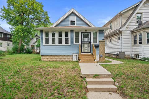 Photo of 2614 N 53rd St, Milwaukee, WI 53210 (MLS # 1975178)