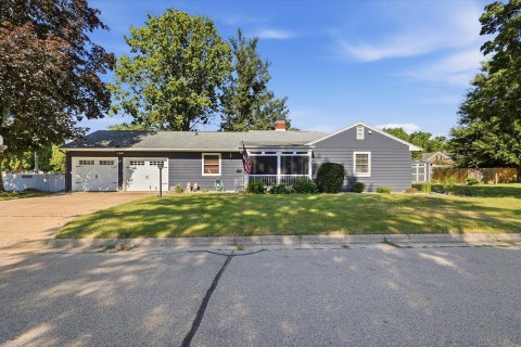 Photo of 1000 Brewster Ave, Beloit, WI 53511 (MLS # 1976498)