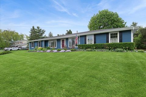 Photo of 32925 118th St, Randall, WI 53181 (MLS # 1962172)