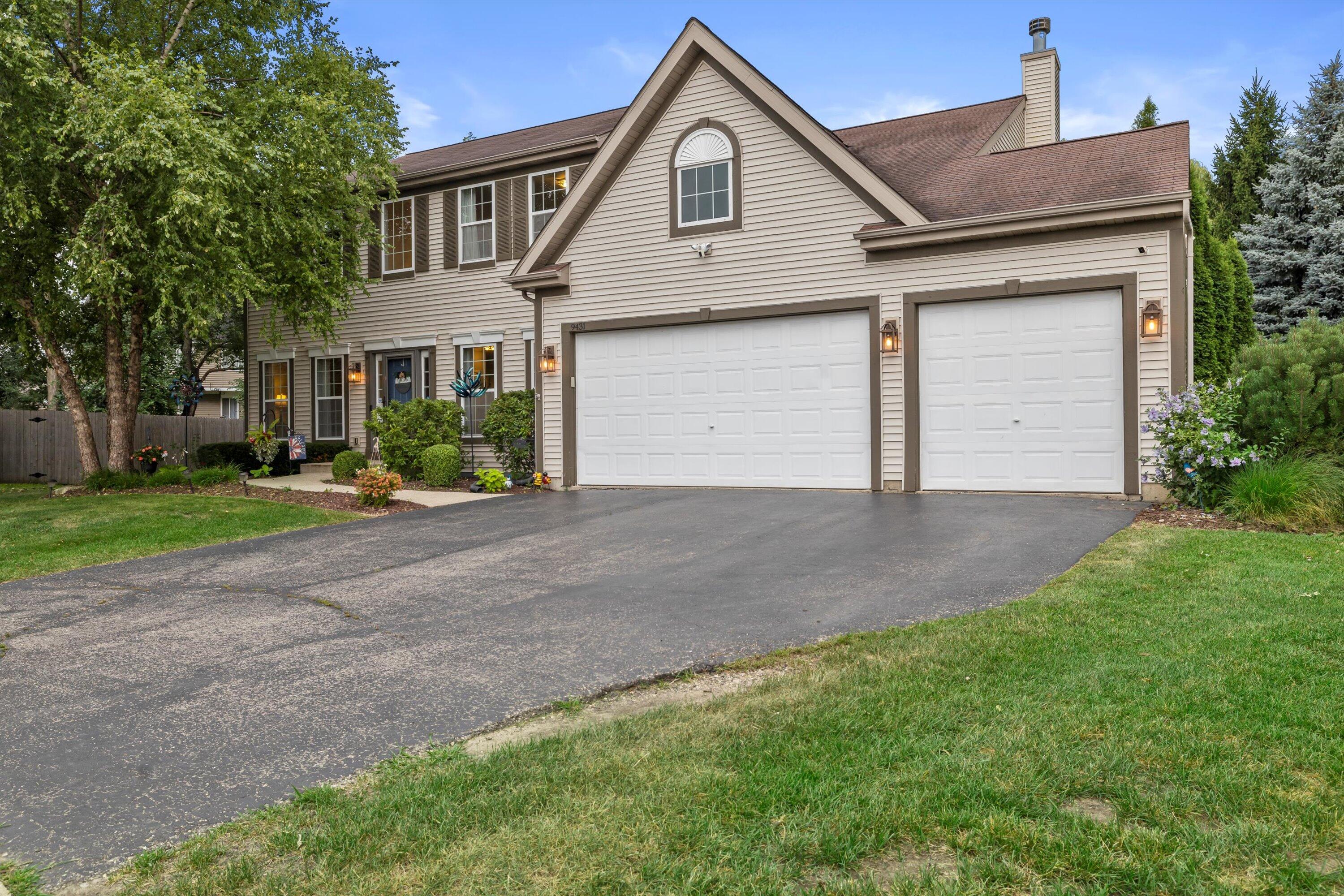 Kenosha, Wisconsin 53142, United States, 5 Bedrooms Bedrooms, ,4 BathroomsBathrooms,Residential,Active,192950