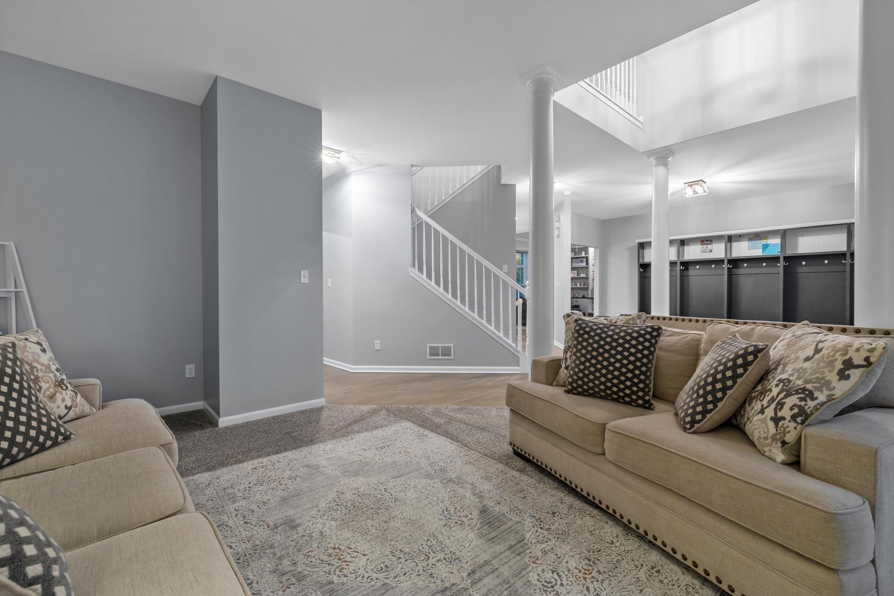 Kenosha, Wisconsin 53142, United States, 5 Bedrooms Bedrooms, ,4 BathroomsBathrooms,Residential,Active,192950