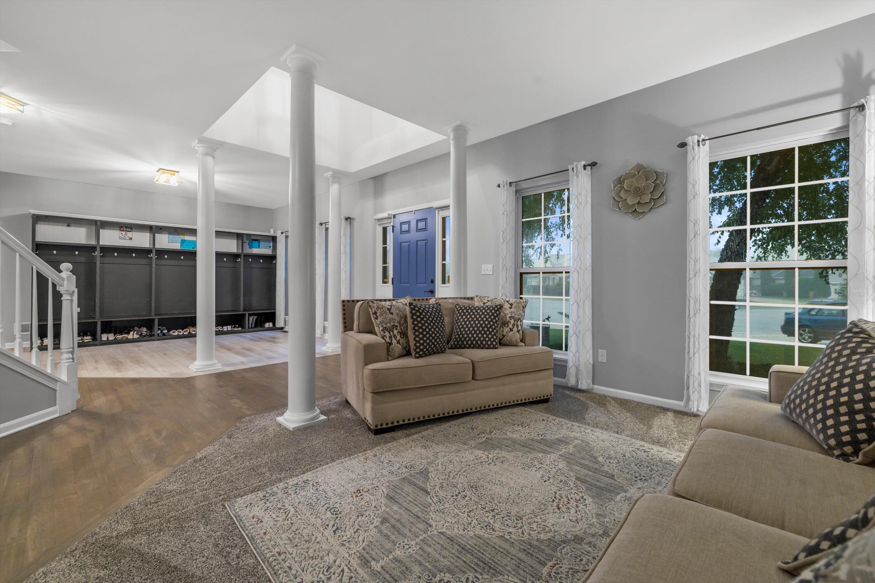 Kenosha, Wisconsin 53142, United States, 5 Bedrooms Bedrooms, ,4 BathroomsBathrooms,Residential,Active,192950