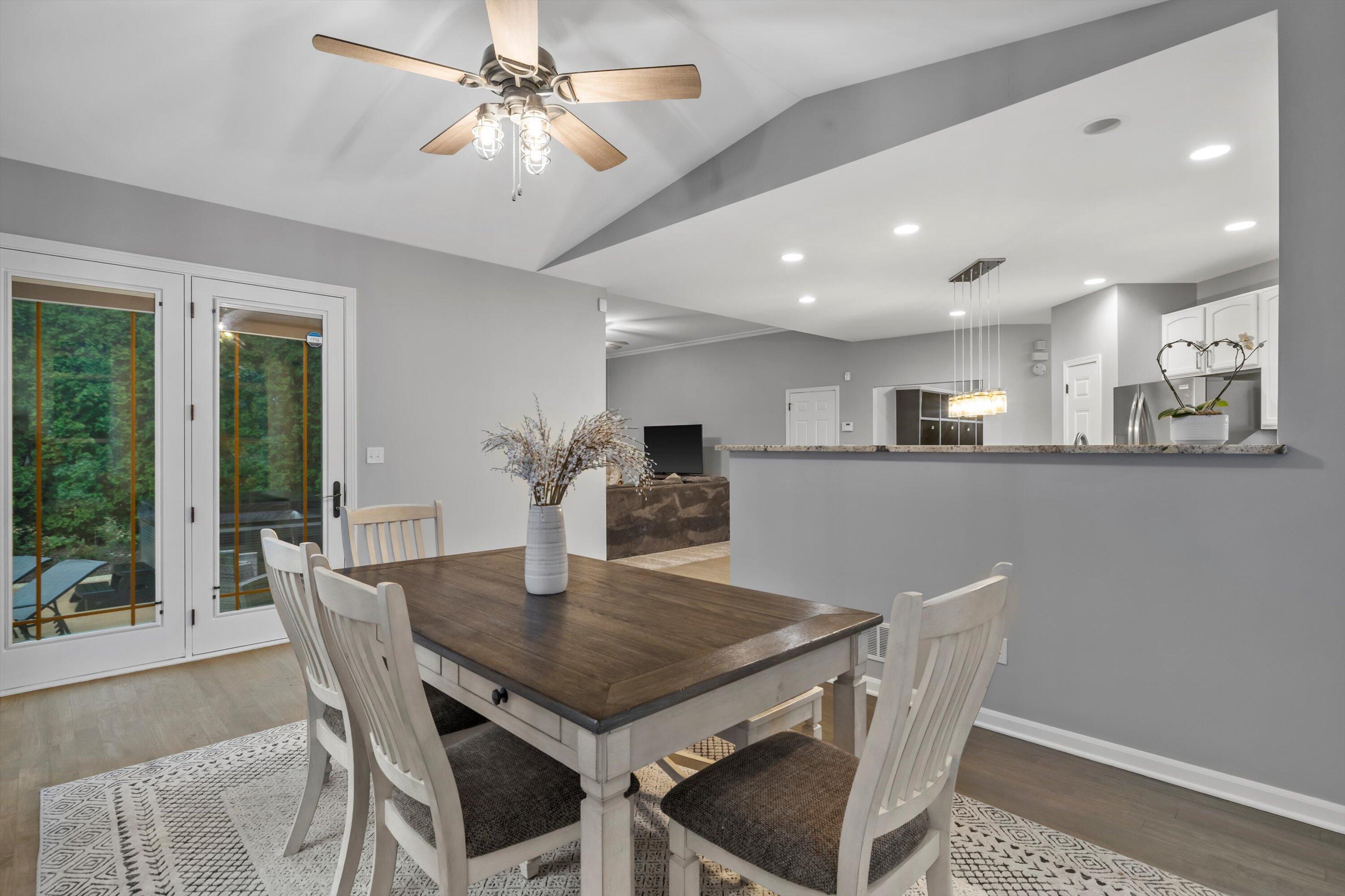 Kenosha, Wisconsin 53142, United States, 5 Bedrooms Bedrooms, ,4 BathroomsBathrooms,Residential,Active,192950