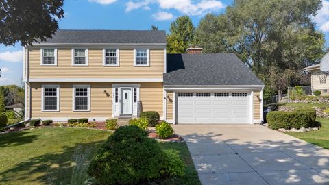 Photo of 504 Rawlins Dr, Waukesha, WI 53188 (MLS # 1948128)