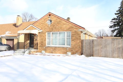 Photo of 4034 N 63rd St, Milwaukee, WI 53216 (MLS # 1948742)