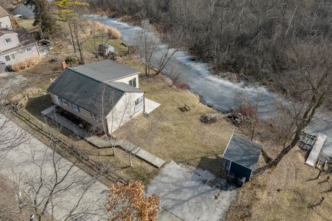 Photo of W1271 Beach Rd, East Troy, WI 53120 (MLS # 1952784)