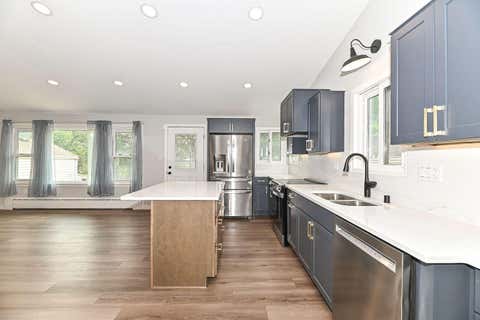 Photo of 4138 N 84th St, Milwaukee, WI 53222 (MLS # 1972291)