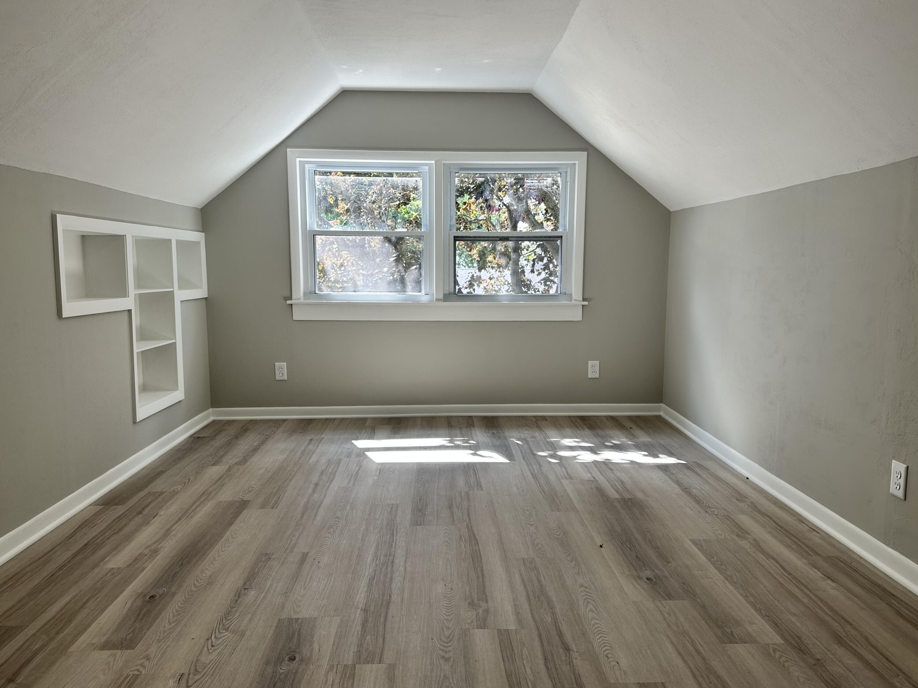 Mount Pleasant, Wisconsin 53403, United States, 4 Bedrooms Bedrooms, ,2 BathroomsBathrooms,Residential,Pending,203580