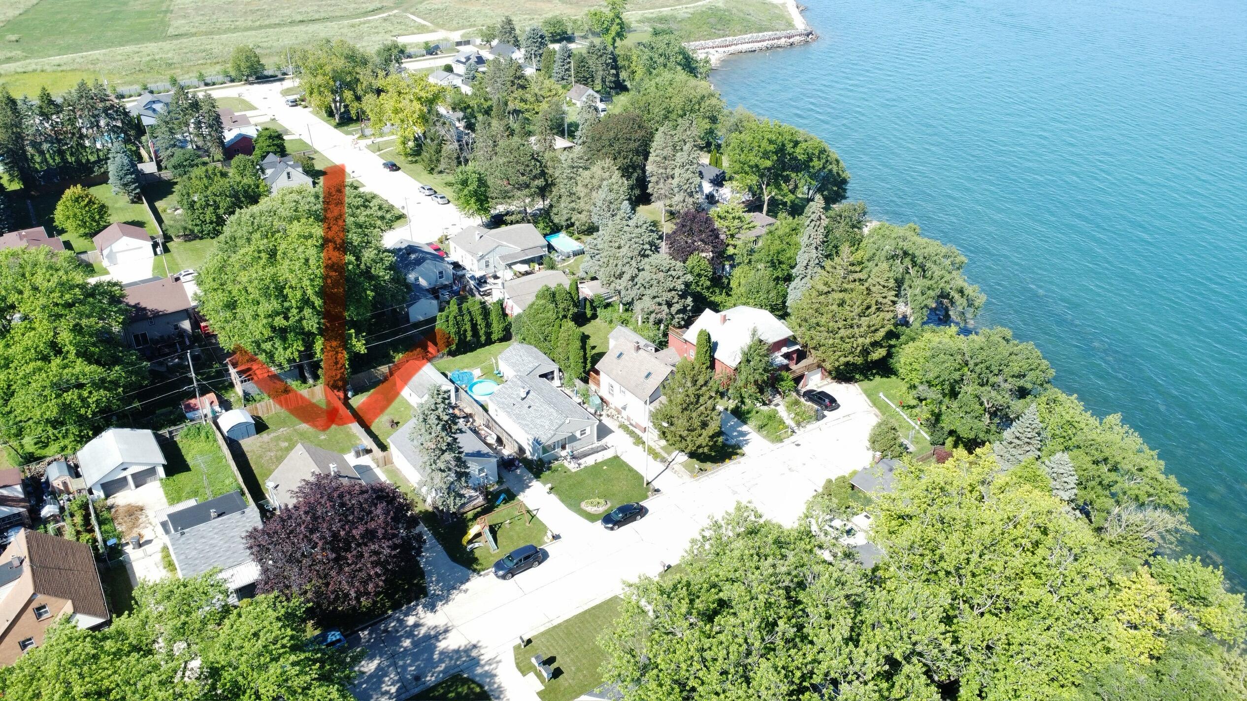 Mount Pleasant, Wisconsin 53403, United States, 4 Bedrooms Bedrooms, ,2 BathroomsBathrooms,Residential,Pending,203580