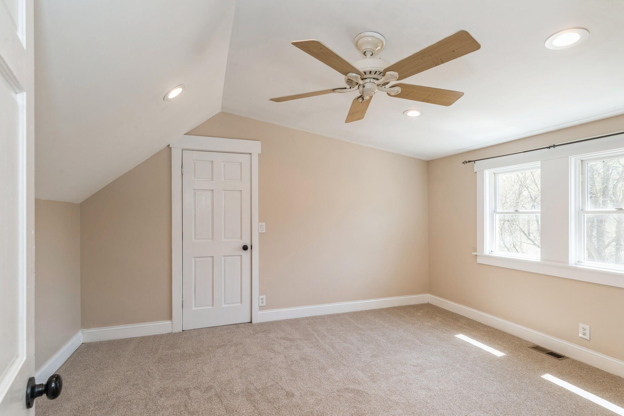 Randall, Wisconsin 53105, United States, 3 Bedrooms Bedrooms, ,2 BathroomsBathrooms,Residential,Active,147310