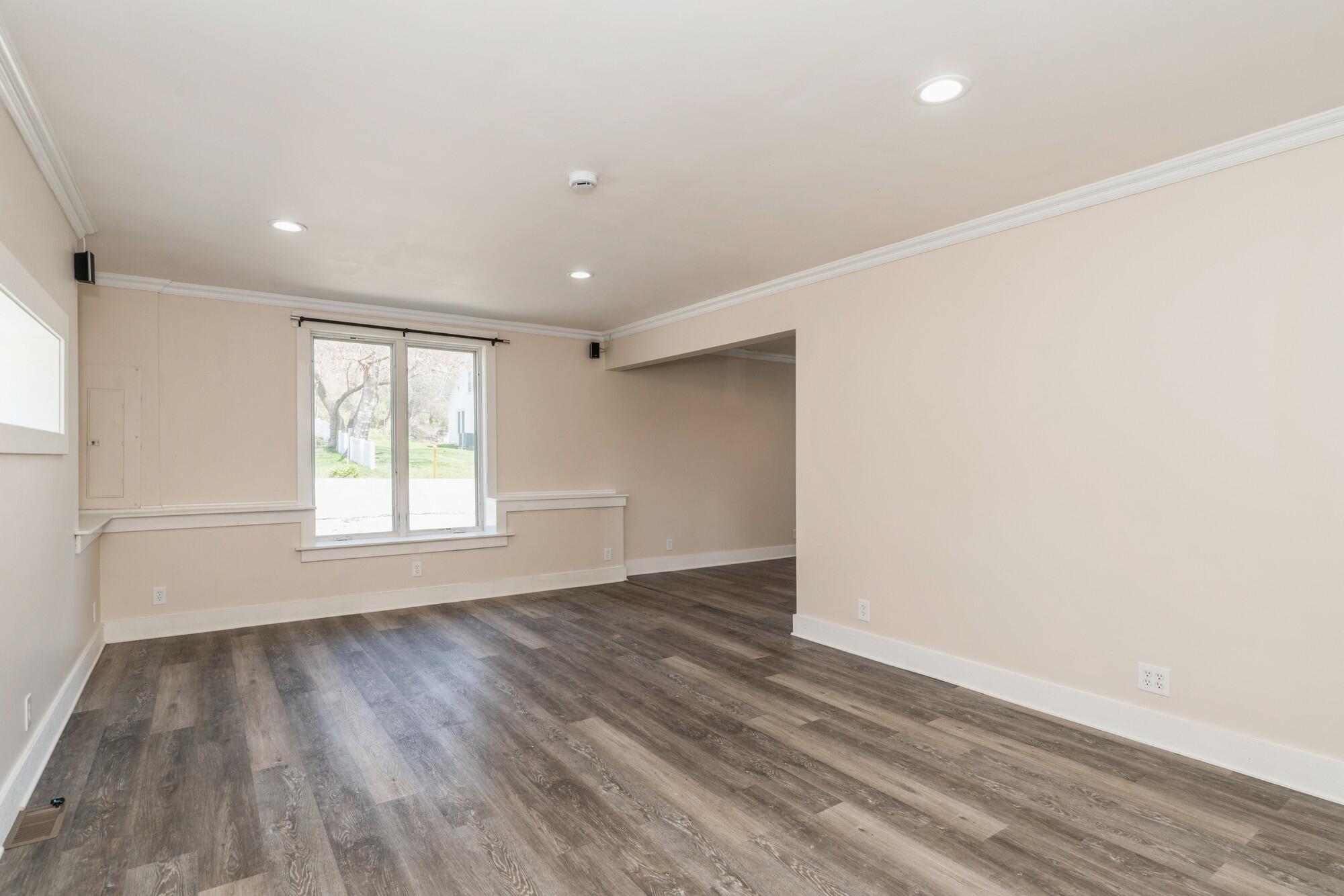 Randall, Wisconsin 53105, United States, 3 Bedrooms Bedrooms, ,2 BathroomsBathrooms,Residential,Active,147310