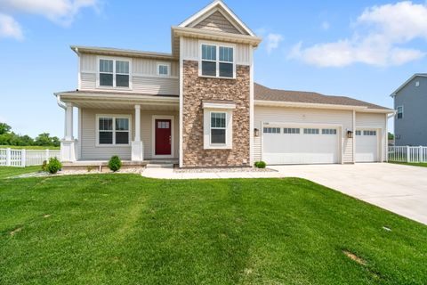 Photo of 11528 W Meadowview Dr, Franklin, WI 53132 (MLS # 1926002)