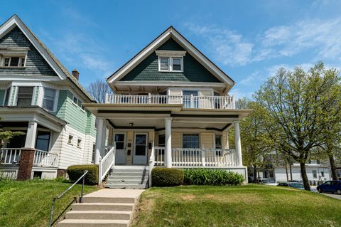 Photo of 2600 N Humboldt Blvd, Milwaukee, WI 53212 (MLS # 1939087)