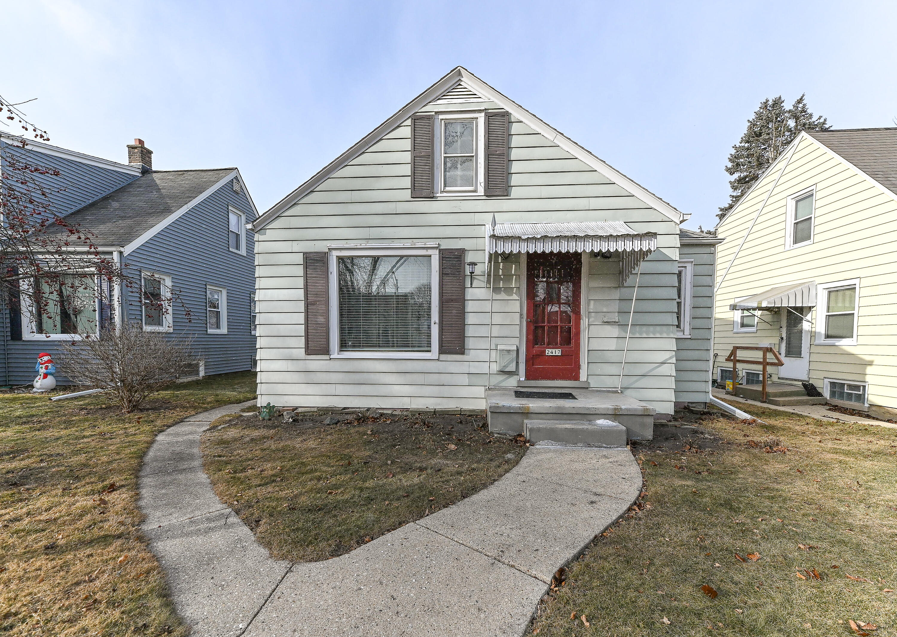 2417 S 61st St